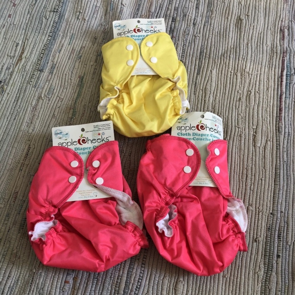 New applecheeks cloth diapers. Size 2.